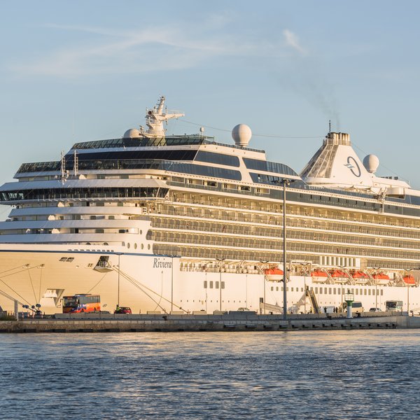 Riviera Alaska cruise thumbnail