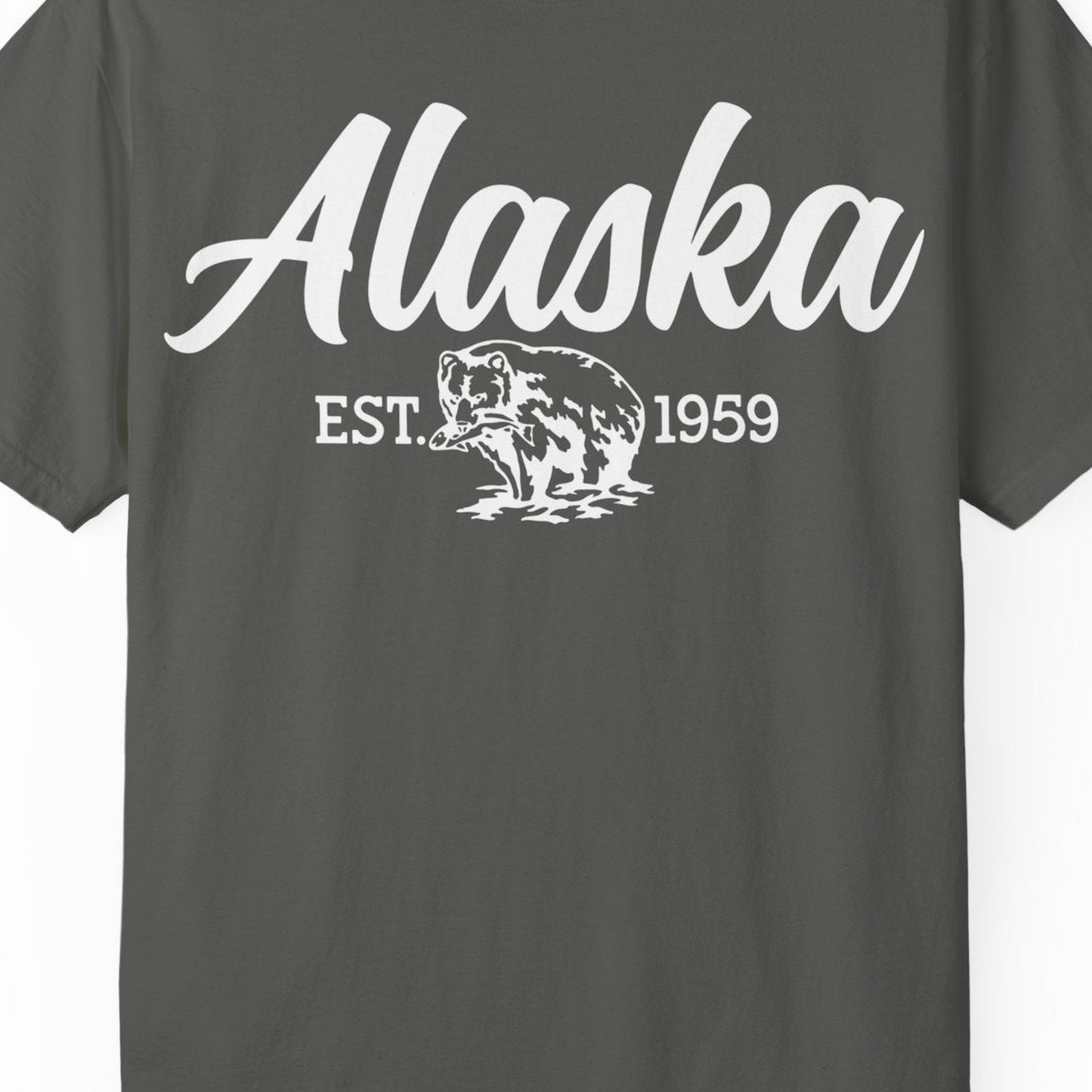 Alaska Bear Est 1959 Vintage Wildlife Graphic Monochrome Shirt — Comfort T-Shirt – Pepper – Alaska Cruise Shirts Close Up
