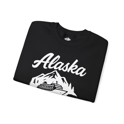 Alaska Cruise 2026 Nature Adventure Souvenir T-Shirt — Sweatshirt