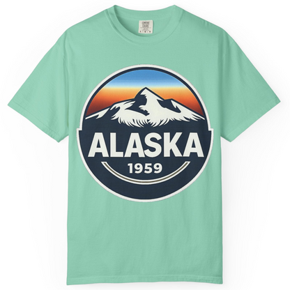 Alaska 1959 Retro Mountain Sunset Badge Shirt Vintage Statehood Tee — Comfort Comfort Colors T-Shirt – Island Reef – Alaska Cruise Shirts