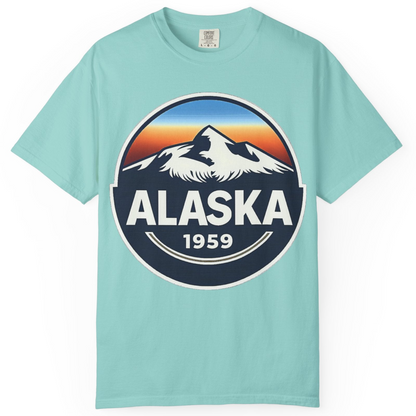 Alaska 1959 Retro Mountain Sunset Badge Shirt Vintage Statehood Tee — Comfort Comfort Colors T-Shirt – Chalky Mint – Alaska Cruise Shirts