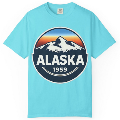 Alaska 1959 Retro Mountain Sunset Badge Shirt Vintage Statehood Tee — Comfort Comfort Colors T-Shirt – Lagoon Blue – Alaska Cruise Shirts