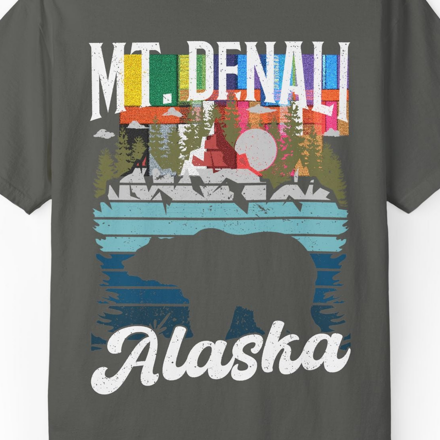 Mt Denali Alaska Bear Wilderness Shirt Comfort Colors T-Shirt – Pepper – Alaska Cruise Shirts Close Up