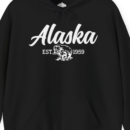 Alaska Bear Est 1959 Vintage Wildlife Graphic Monochrome Shirt — Hoodie Hoodie – Black – Alaska Cruise Shirts Close Up