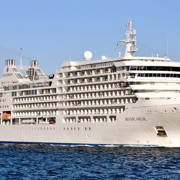Silver Moon Alaska cruise thumbnail