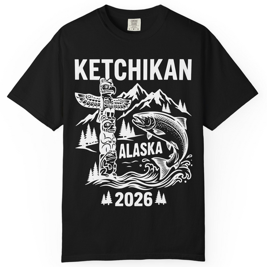 Ketchikan Alaska 2026 Totem Pole and Salmon Souvenir Shirt — Comfort T-Shirt – Alaska Cruise Shirts
