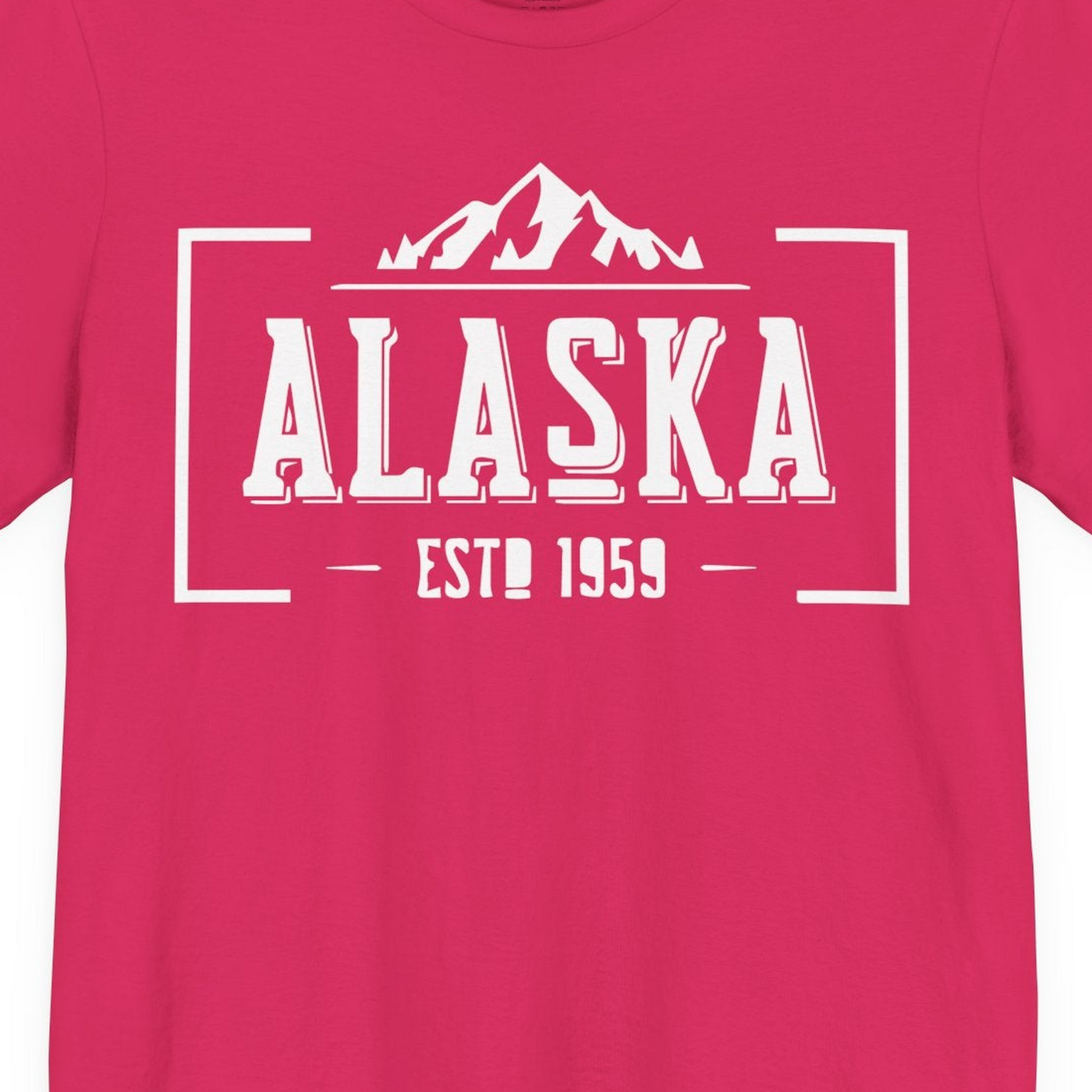Alaska Mountain Vintage Shirt T-Shirt – Fuchsia – Alaska Cruise Shirts Close Up