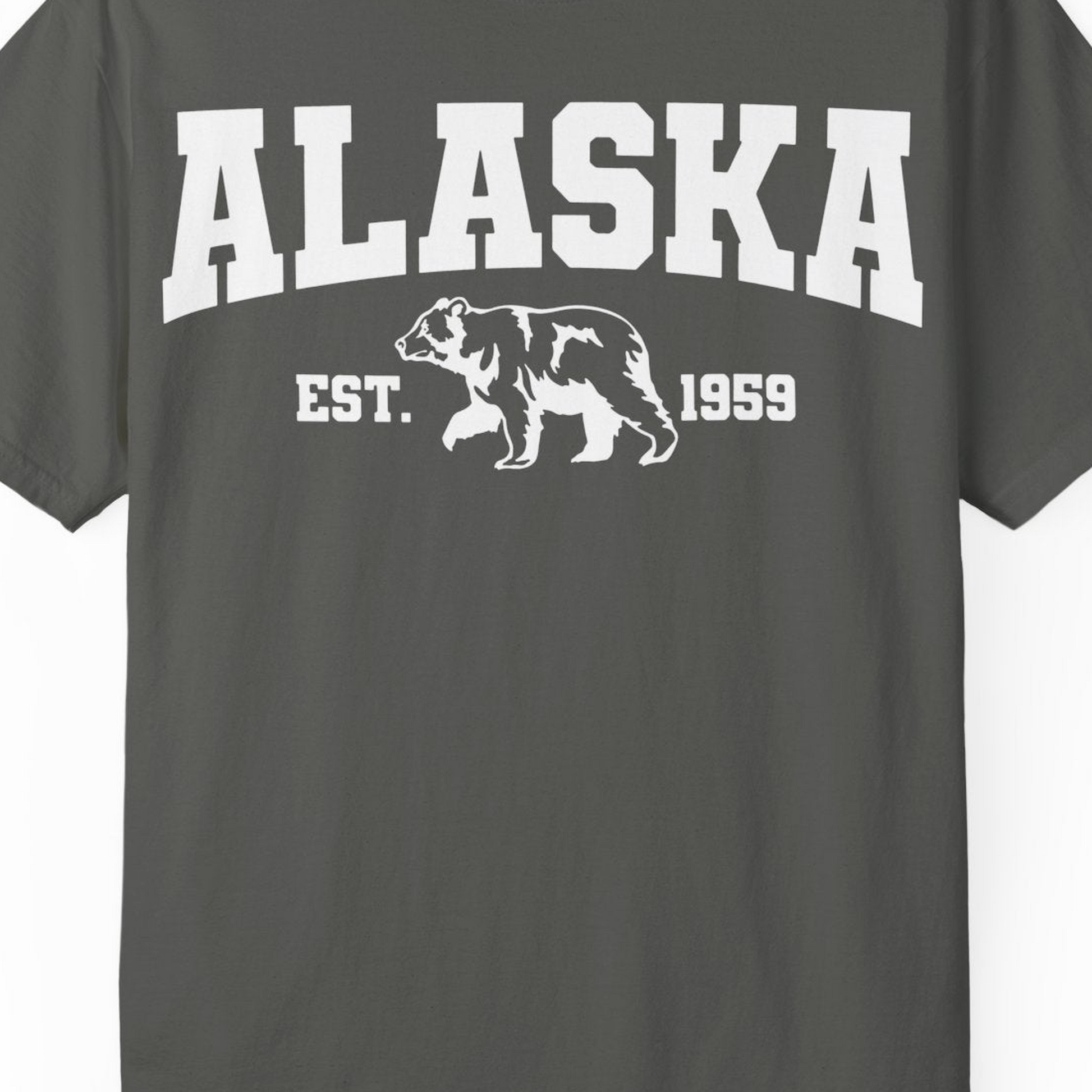 Vintage Alaska Bear Shirt T-Shirt – Pepper – Alaska Cruise Shirts Close Up