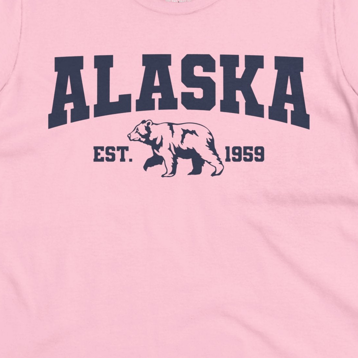 Vintage Alaska Bear Shirt T-Shirt – Light Pink – Alaska Cruise Shirts Close Up